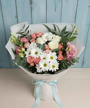 Букет цветов из:  Розы, Лизиантусы и Хризантемы в Уват