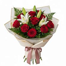 Букет цветов из:  Лилии и Розы в Уват