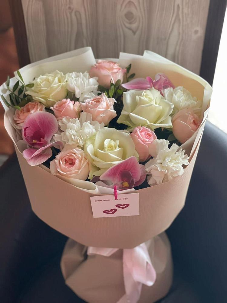 Букет цветов из: Орхидеи, Розы и Гвоздики в Уват