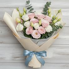 Букет цветов из:  Лизиантусы #REPLACE_PRED# Уват