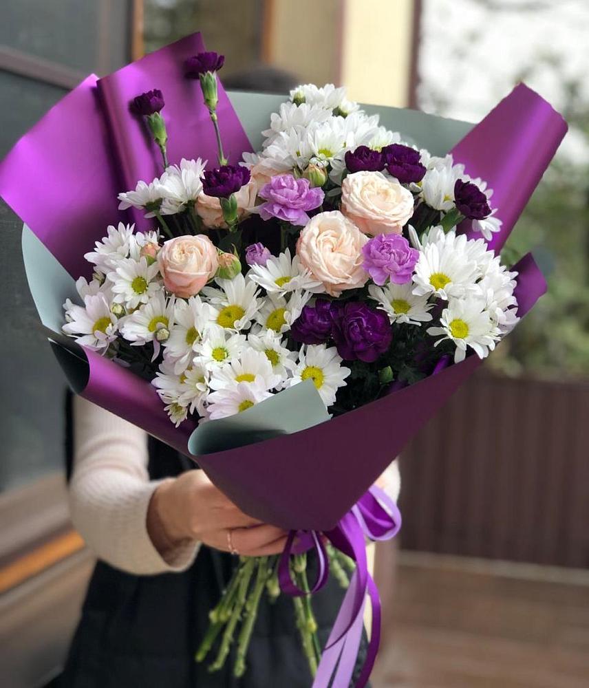 Букет цветов из: Хризантемы, Гвоздики и Розы в Уват