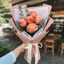 Букет цветов из:  Розы в Уват