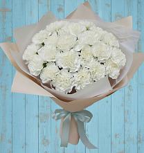 Букет цветов из:  Гвоздики в Уват
