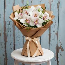 Букет цветов из:  Орхидеи и Розы в Уват